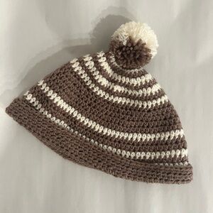 3/$25🎈Handmade crochet brown/cream beanie cotton blend yarn hat